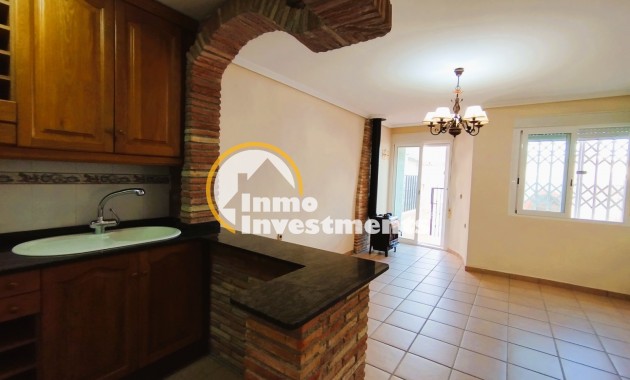 Resale - Semi detached villa - Mil Palmeras - Beach