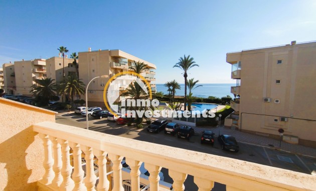 Resale - Semi detached villa - Mil Palmeras - Beach