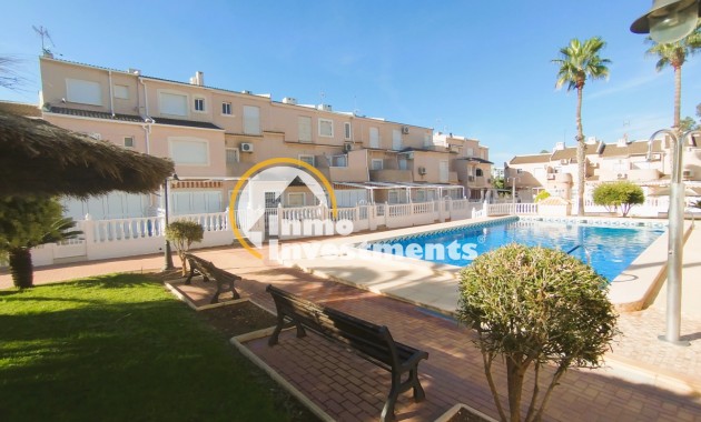 Resale - Semi detached villa - Mil Palmeras - Beach