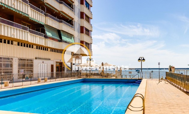 Resale - Apartment - Torrevieja - Playa del Acequion