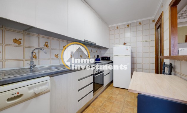 Resale - Apartment - Torrevieja - Playa del Acequion