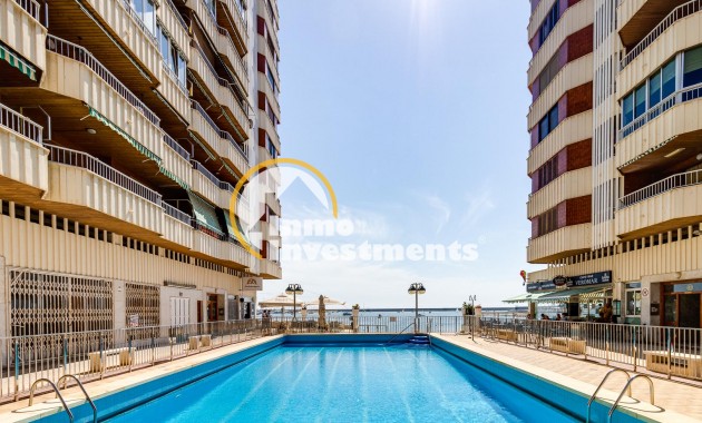 Resale - Apartment - Torrevieja - Playa del Acequion