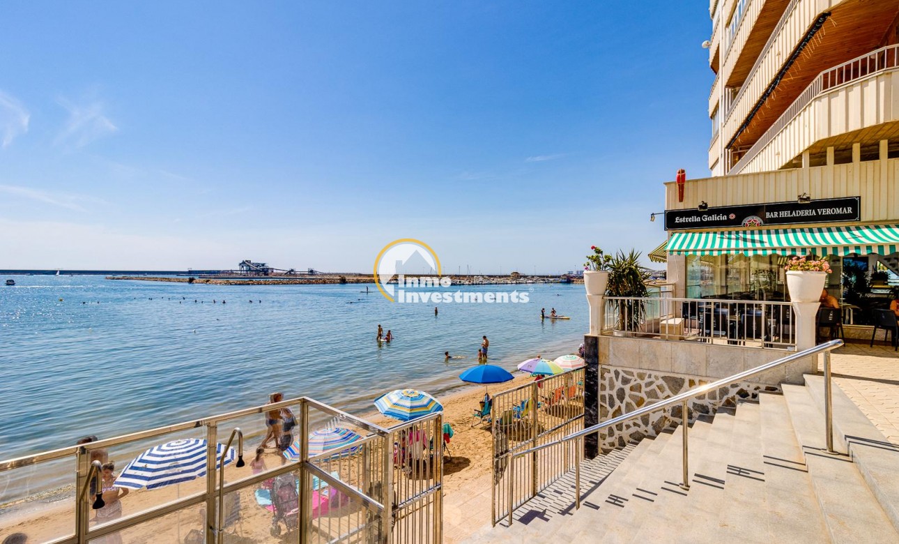 Resale - Apartment - Torrevieja - Playa del Acequion