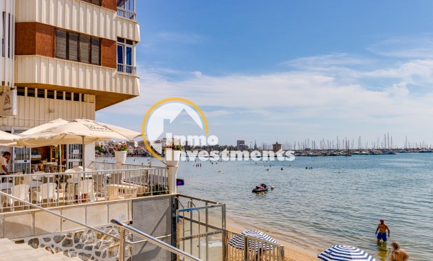 Resale - Apartment - Torrevieja - Playa del Acequion