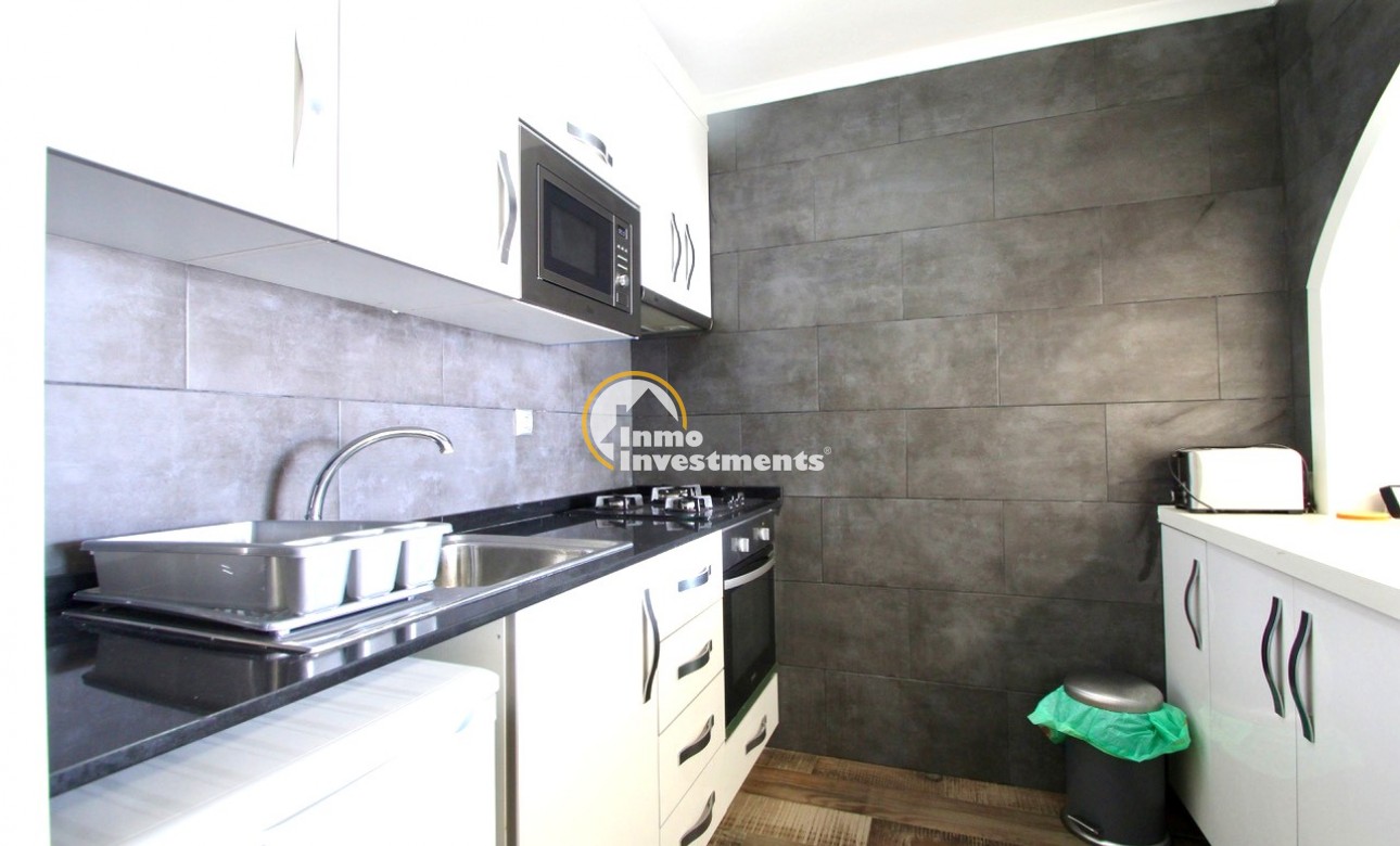 Resale - Apartment - Villamartin - Plaza