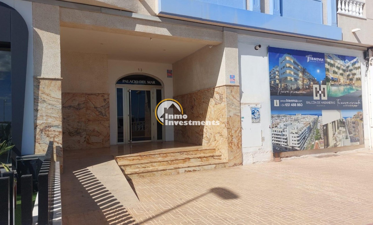 Resale - Ground Floor - Torrevieja - Playa de Los Locos