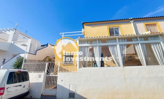 Resale - Villa - Torrevieja - Los Balcones - Los Altos del Edén