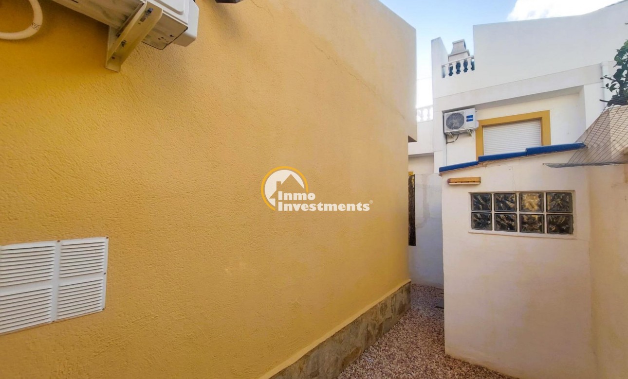 Resale - Villa - Torrevieja - Los Balcones - Los Altos del Edén