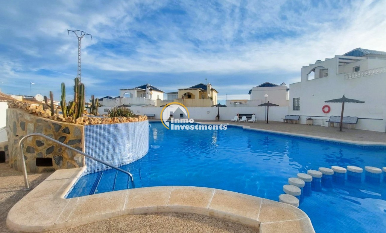 Resale - Villa - Torrevieja - Los Balcones - Los Altos del Edén