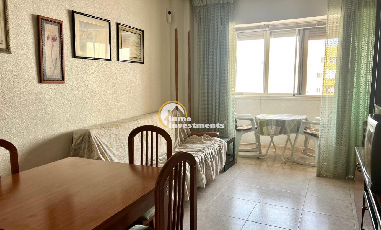 Resale - Apartment - Torrevieja - Centro