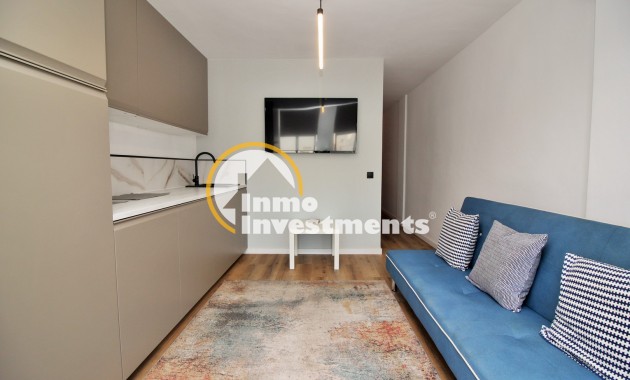 Resale - Apartment - Villamartin