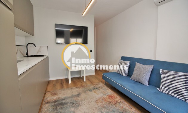 Resale - Apartment - Villamartin