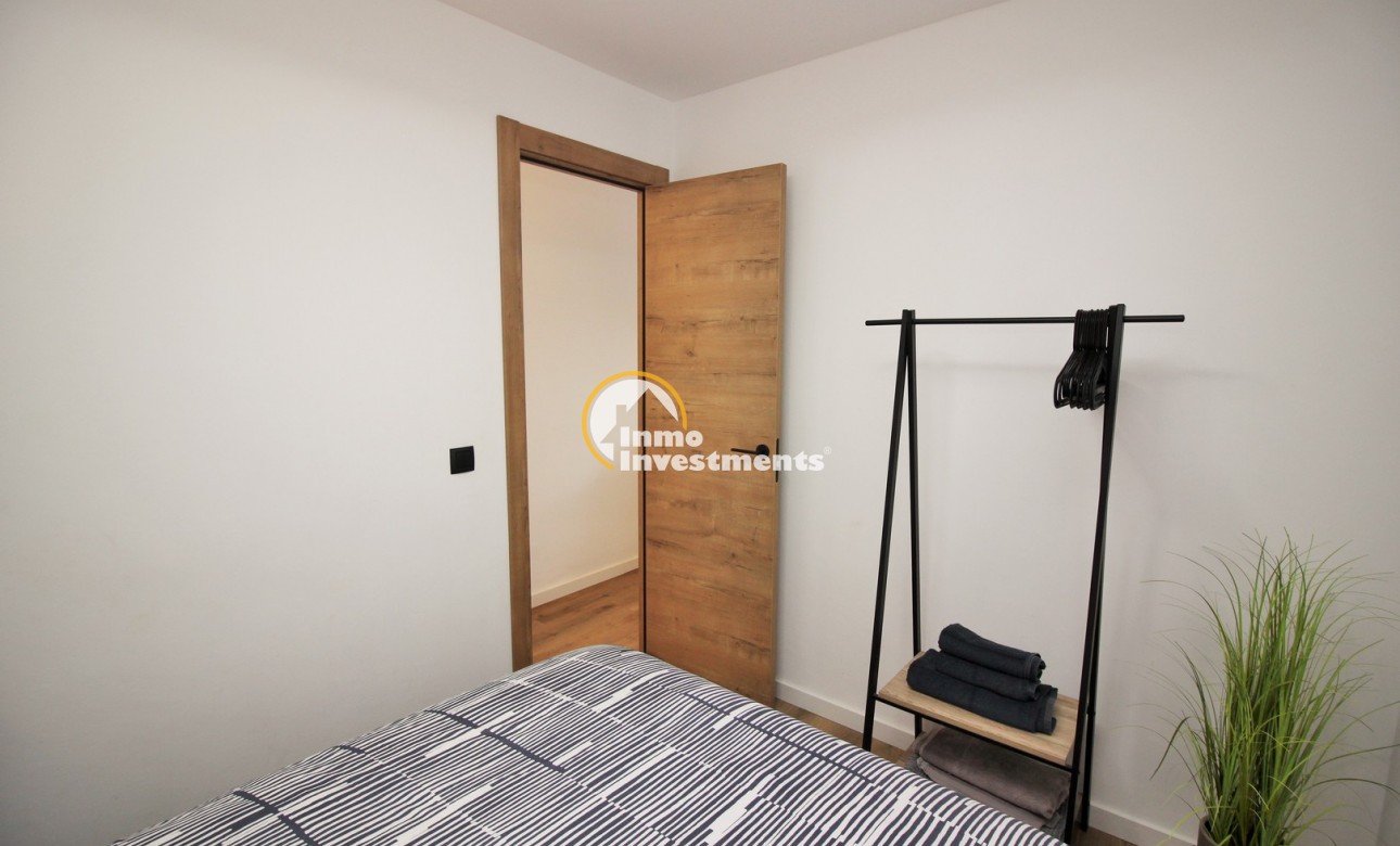 Resale - Apartment - Villamartin