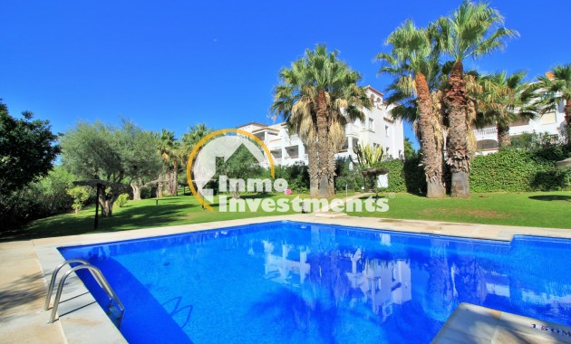 Resale - Apartment - Villamartin