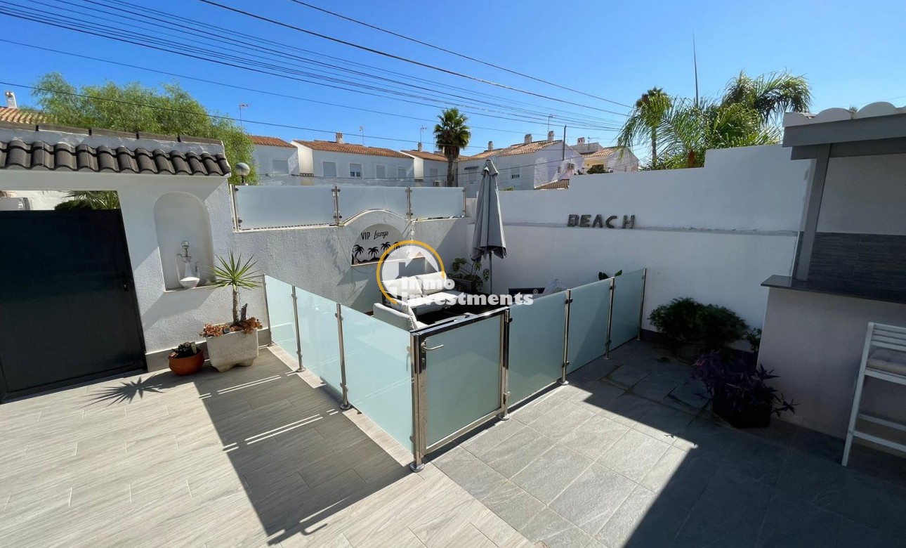 Resale - Villa - Cabo Roig - La Regia