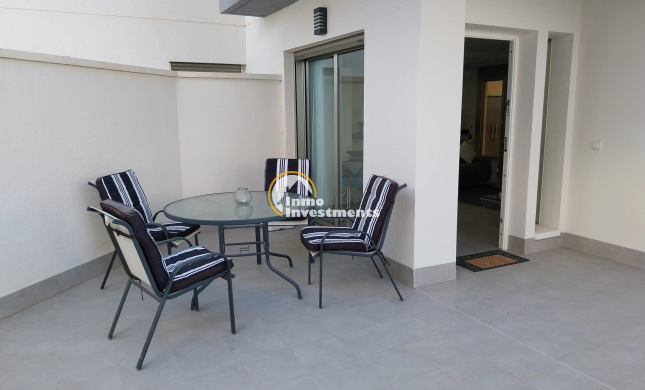 Resale - Apartment - Villamartin - Las Filipinas