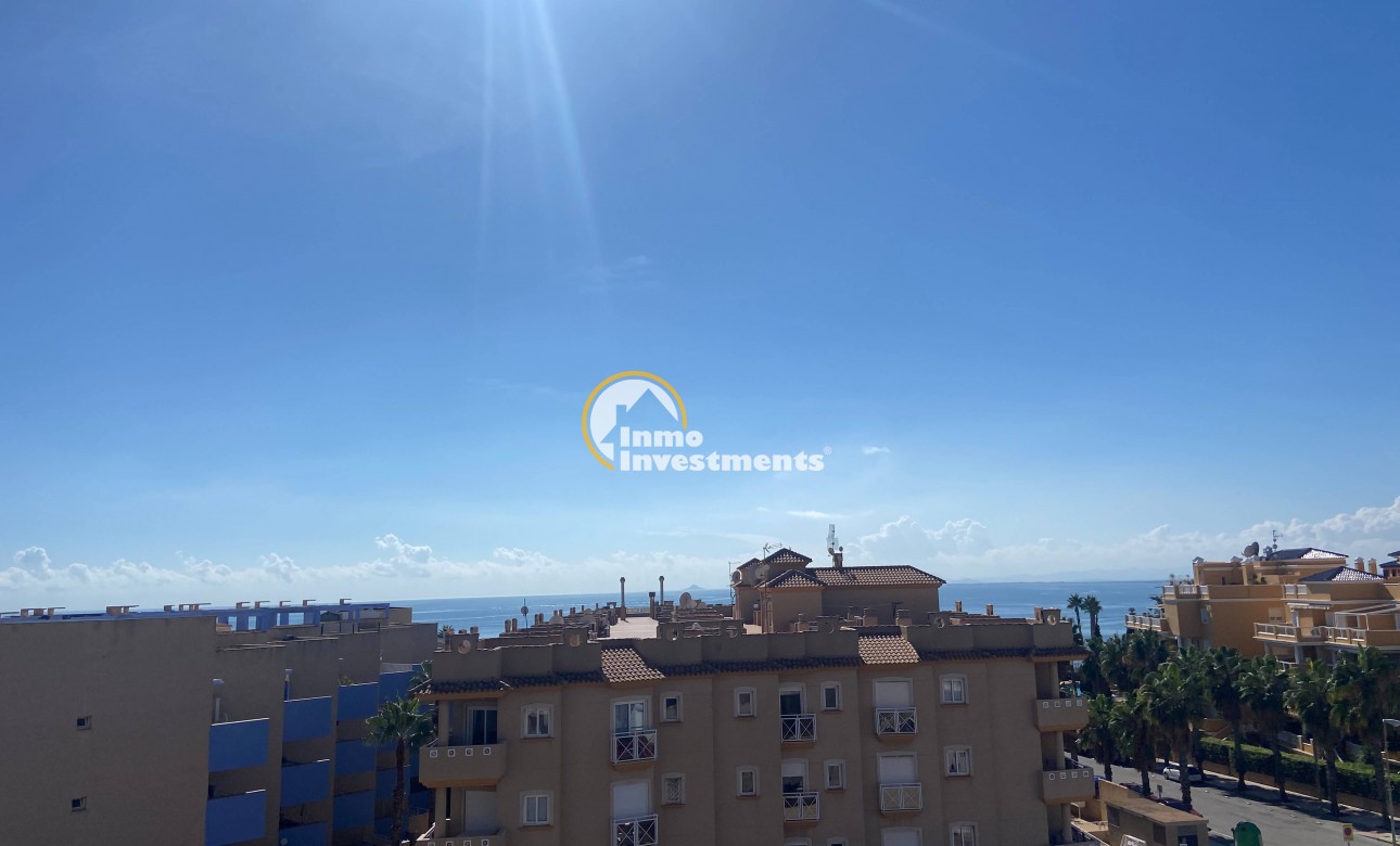 Resale - Apartment - Cabo Roig - Beachside