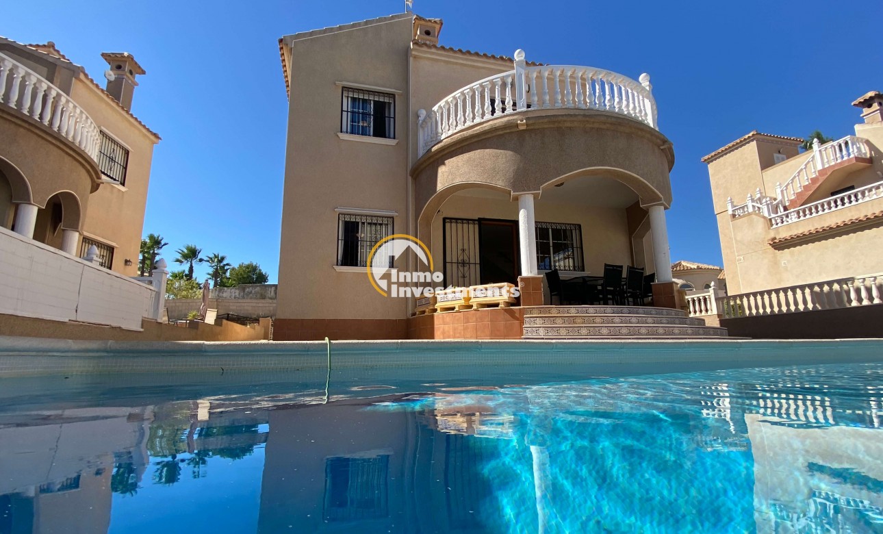 Resale - Villa - Villamartin - El Galan