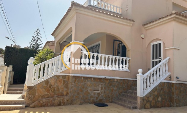 Resale - Villa - Villamartin - Las Filipinas