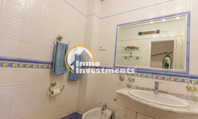 Resale - Semi detached villa - Playa Flamenca - Jumilla