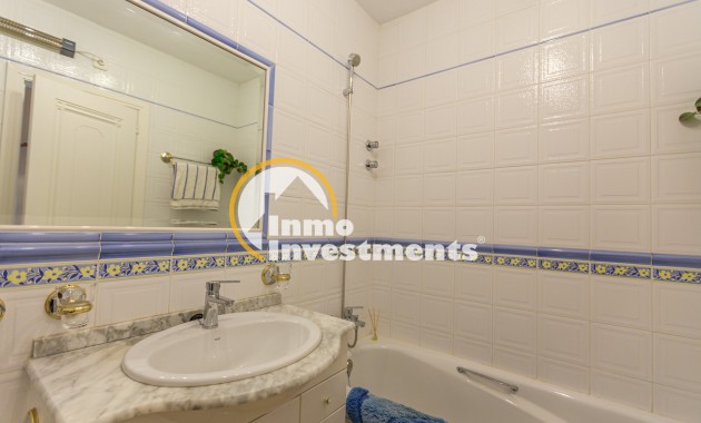 Resale - Semi detached villa - Playa Flamenca - Jumilla