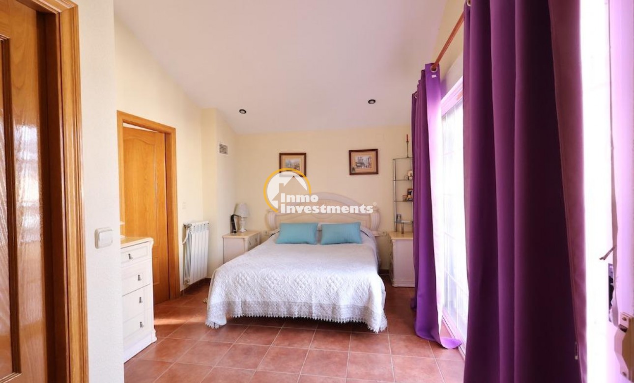 Reventa - Chalet independiente - Orihuela Costa - Playa Flamenca