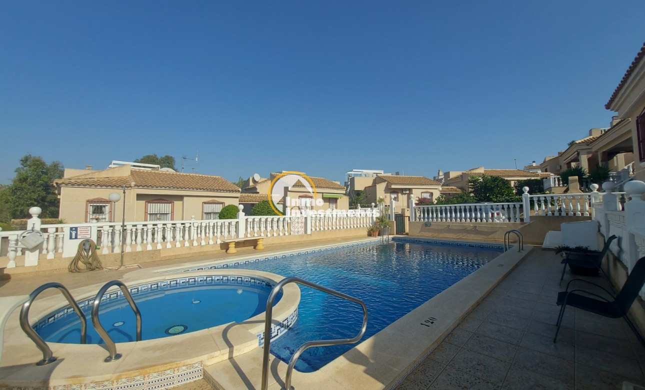 Resale - Villa - Algorfa - Montemar