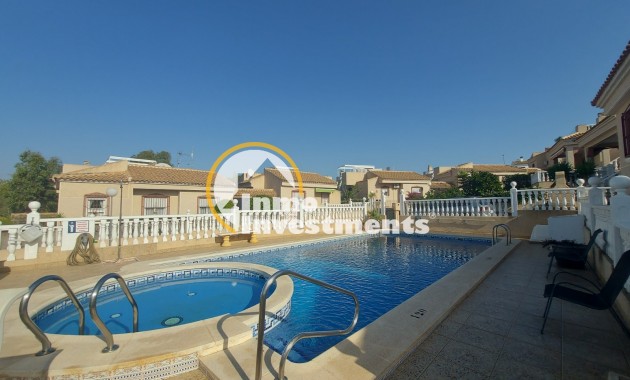 Resale - Villa - Algorfa - Montemar