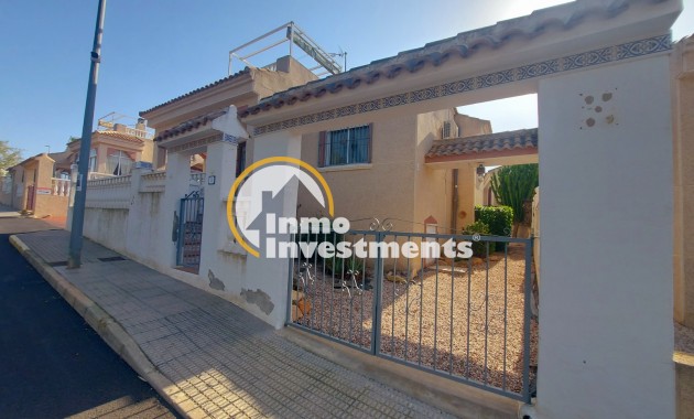 Resale - Villa - Algorfa - Montemar