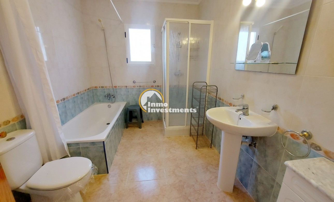 Resale - Villa - Algorfa - Montemar