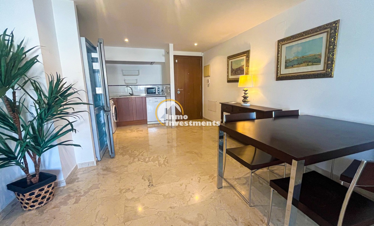 Resale - Apartment - Punta Prima - Beachside