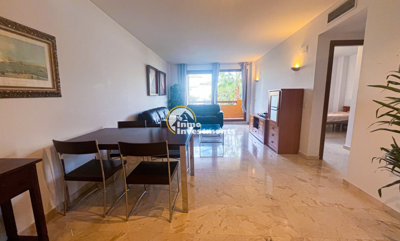 Resale - Apartment - Punta Prima - Beachside