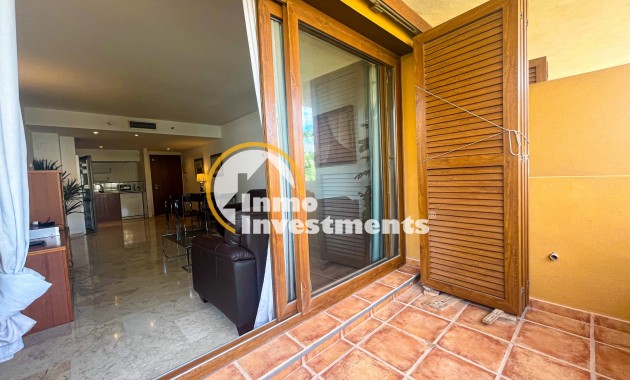 Resale - Apartment - Punta Prima - Beachside