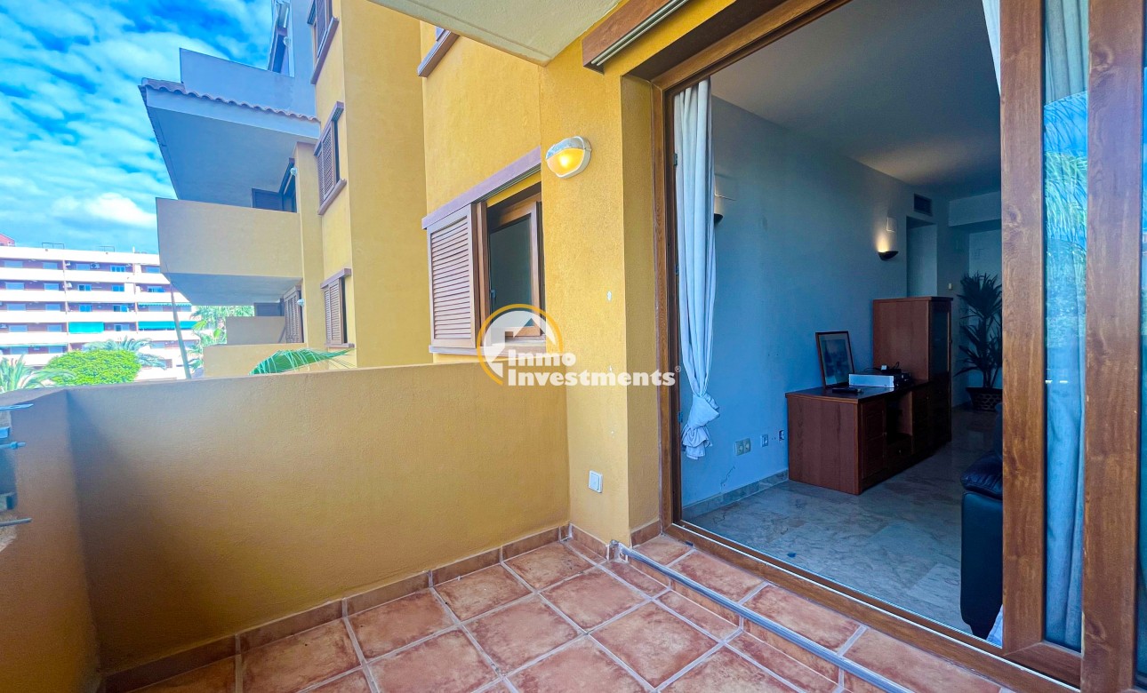 Resale - Apartment - Punta Prima - Beachside