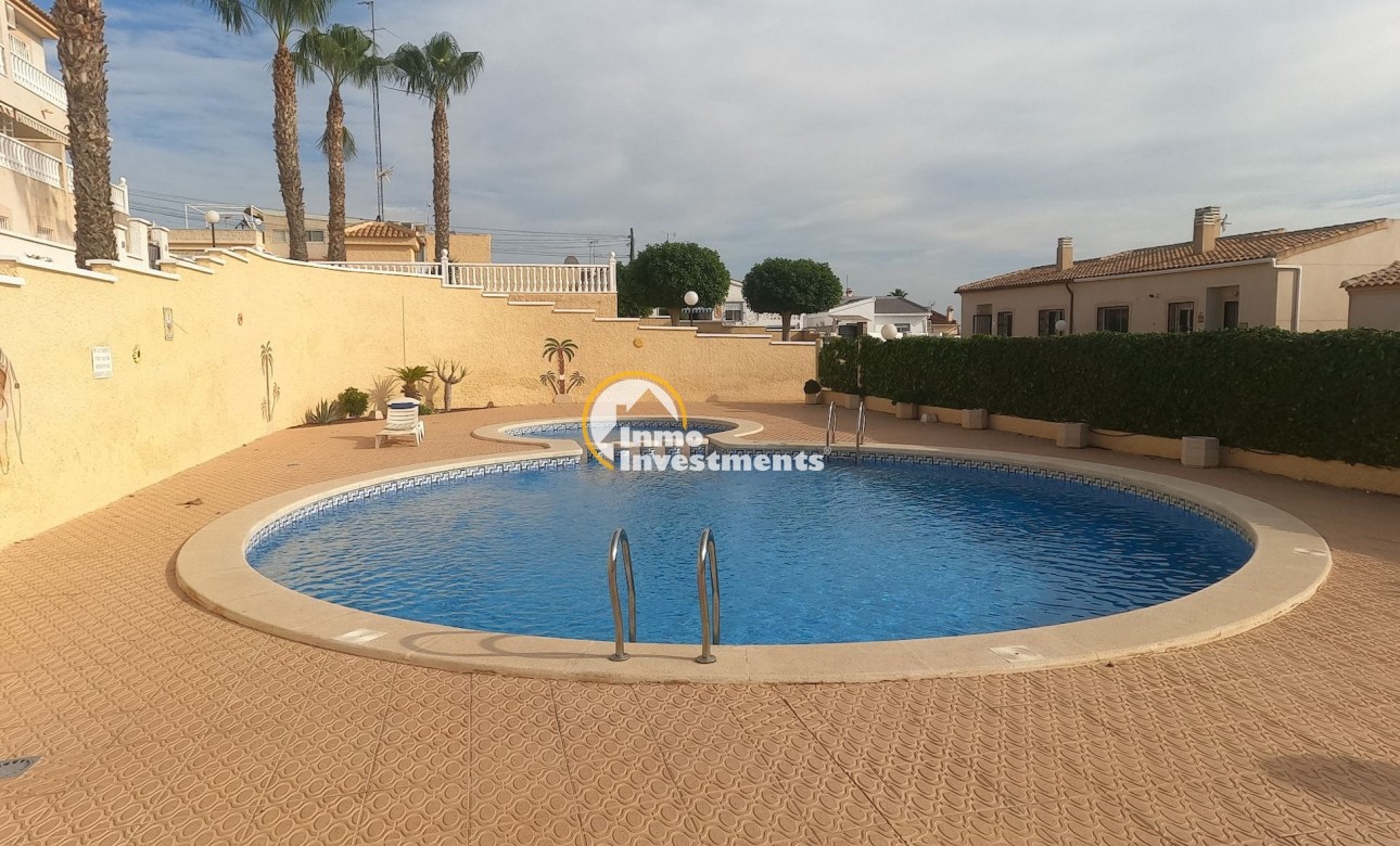 Resale - Semi detached villa - Ciudad Quesada