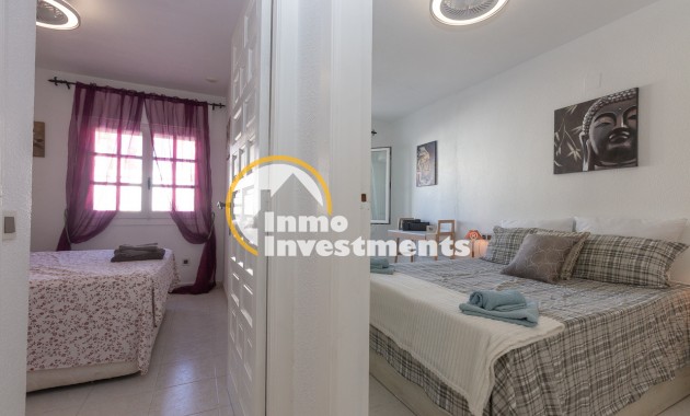 Resale - Town house - Villamartin - Las Filipinas