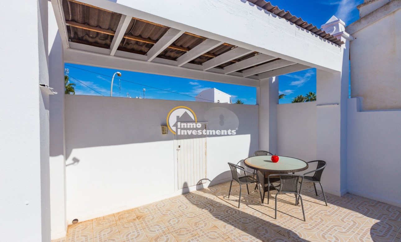 Resale - Town house - Villamartin - Las Filipinas