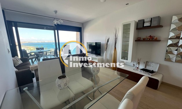 Resale - Apartment - Punta Prima - Beachside