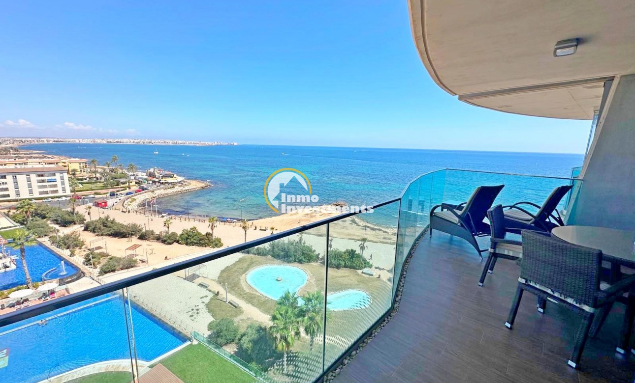 Resale - Apartment - Punta Prima - Beachside