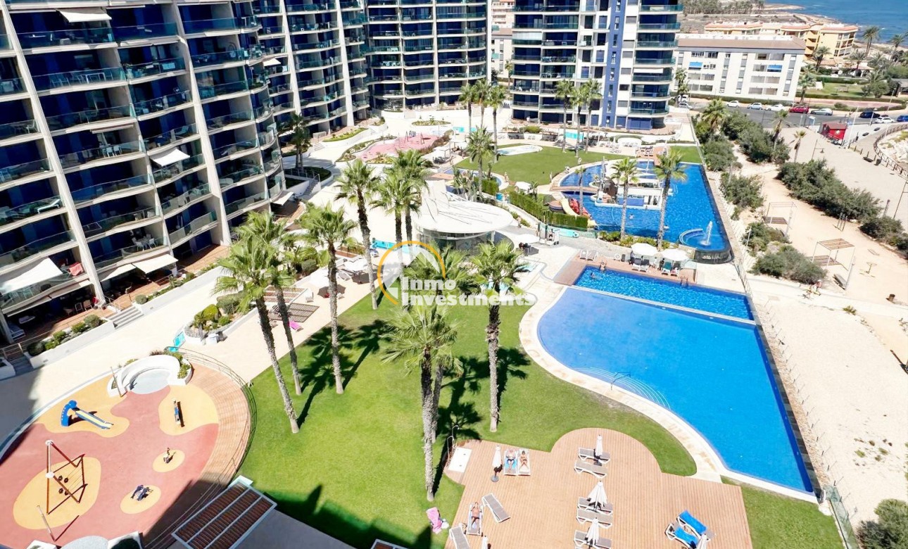 Resale - Apartment - Punta Prima - Beachside