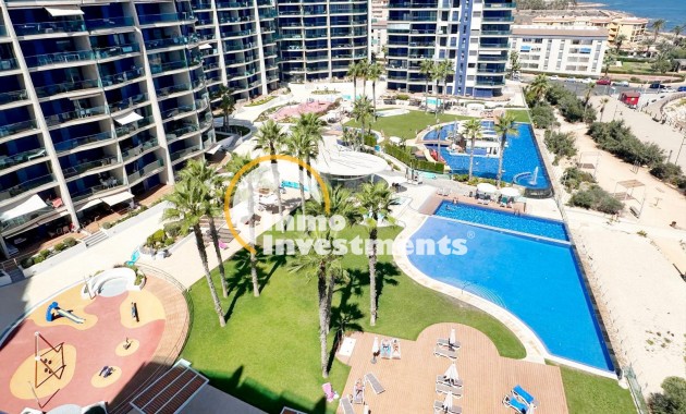 Resale - Apartment - Punta Prima - Beachside