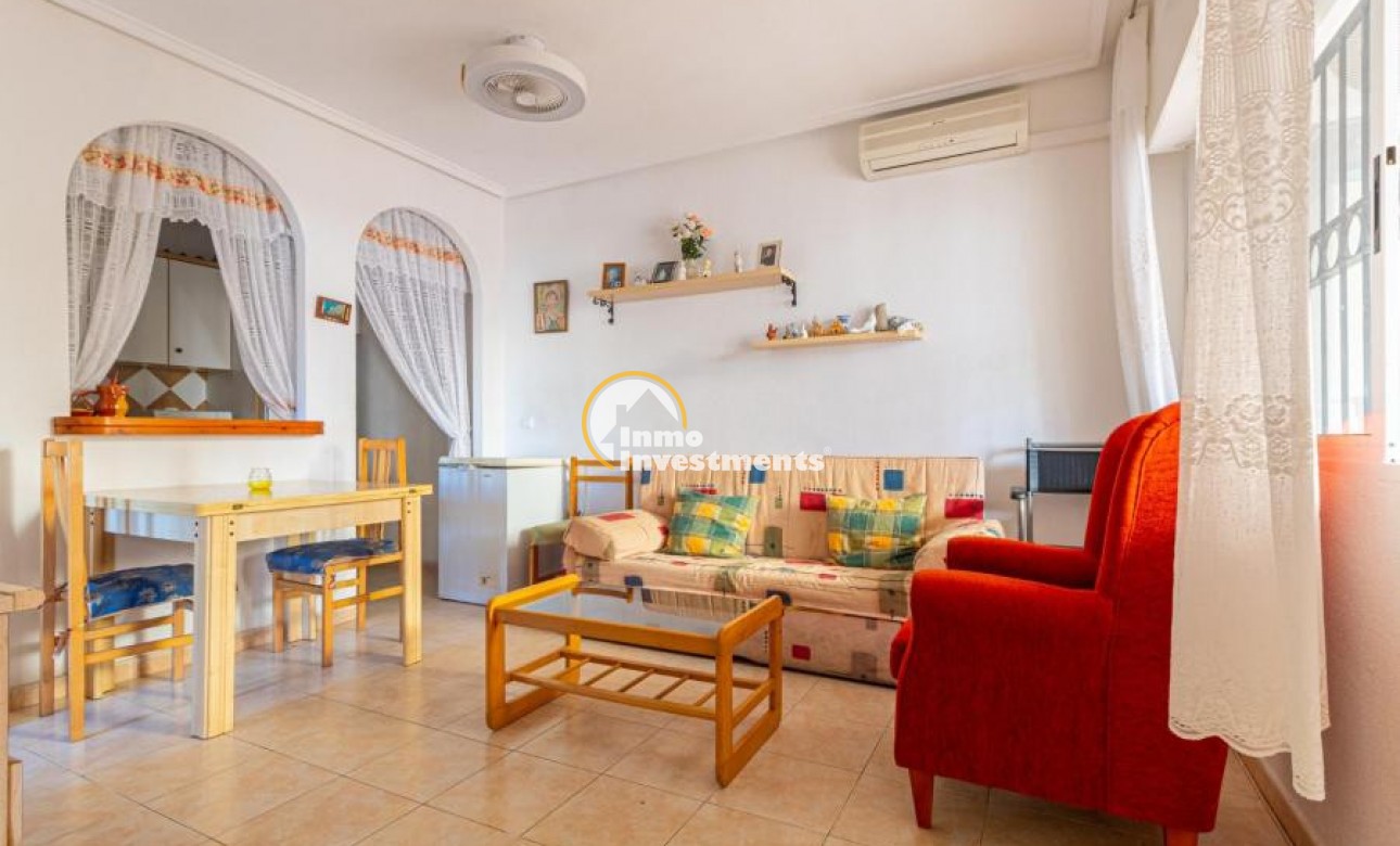 Resale - Apartment - Torrevieja - Beach