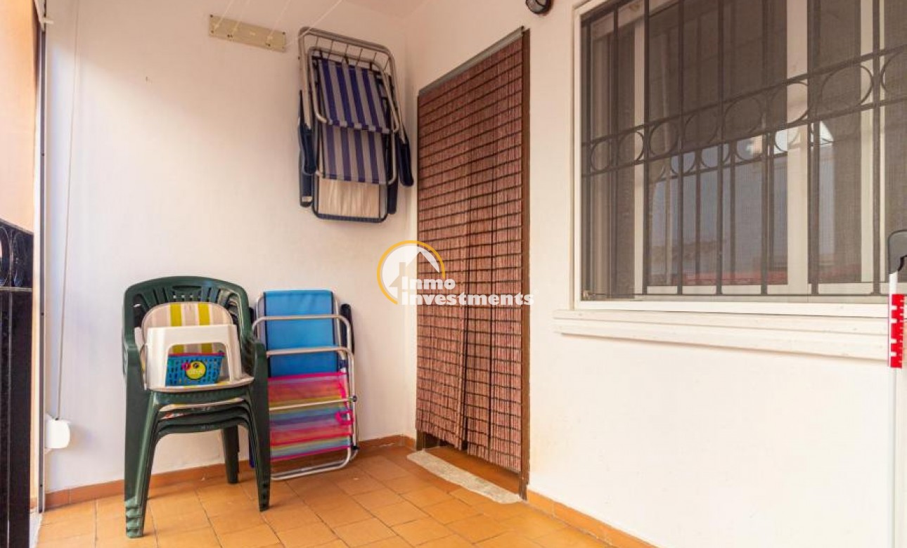 Resale - Apartment - Torrevieja - Beach