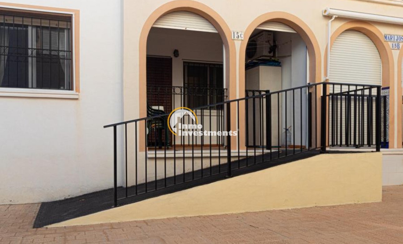 Resale - Apartment - Torrevieja - Beach