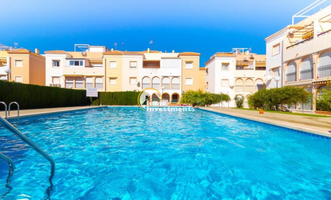 Resale - Apartment - Torrevieja - Beach