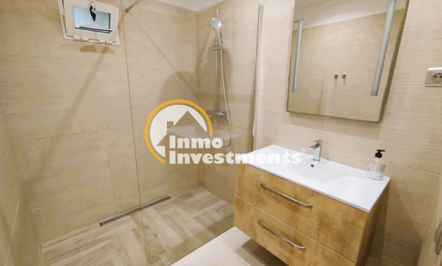 Resale - Apartment - Torrevieja - La Mata