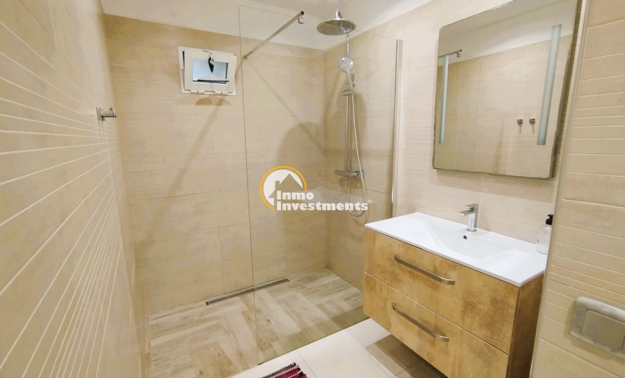 Resale - Apartment - Torrevieja - La Mata