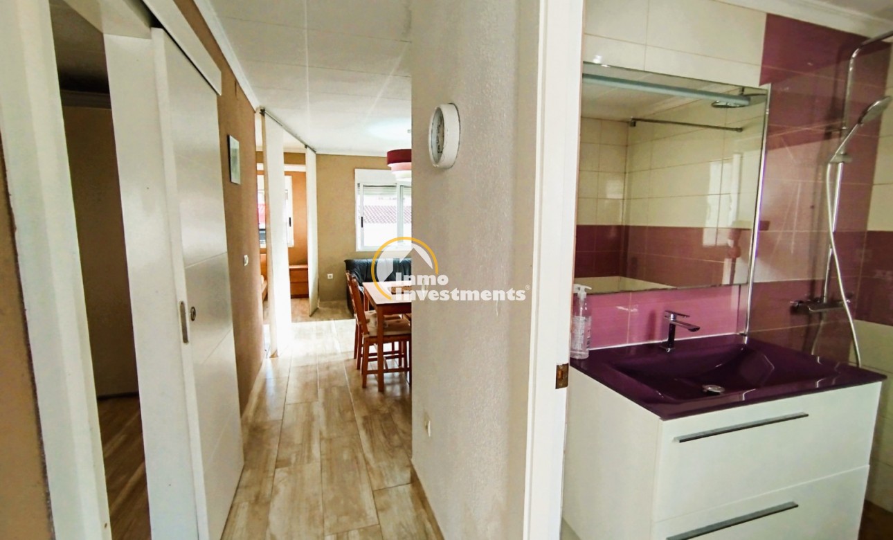 Resale - Apartment - Torrevieja - La Mata