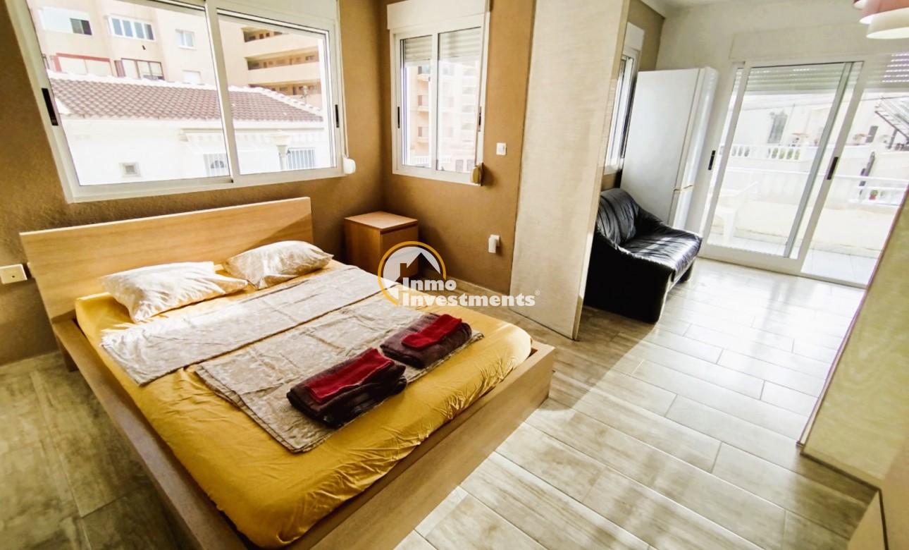 Resale - Apartment - Torrevieja - La Mata