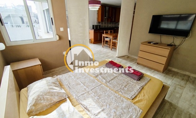 Resale - Apartment - Torrevieja - La Mata